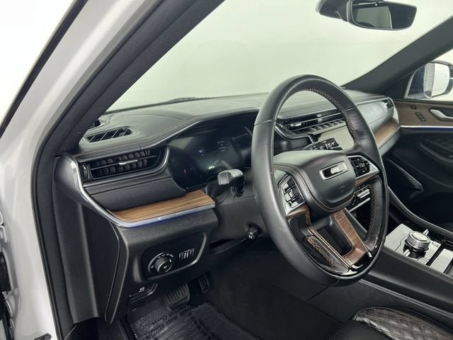 2024 Jeep Grand Cherokee L Summit 4x4