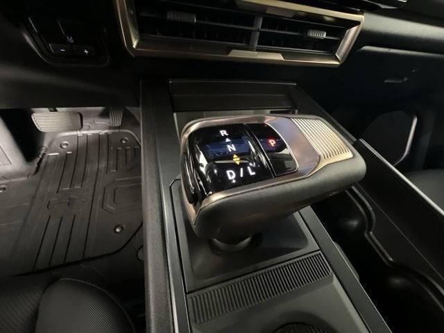 2024 GMC HUMMER EV SUV 2X