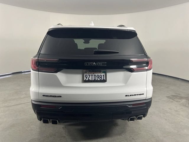2026 GMC Acadia Elevation