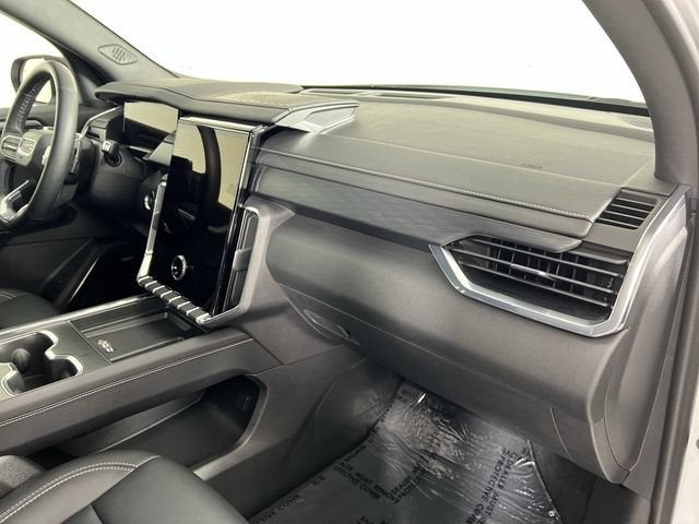 2026 GMC Acadia Elevation - Photo 29