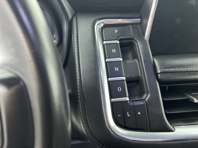2023 GMC Yukon XL SLE