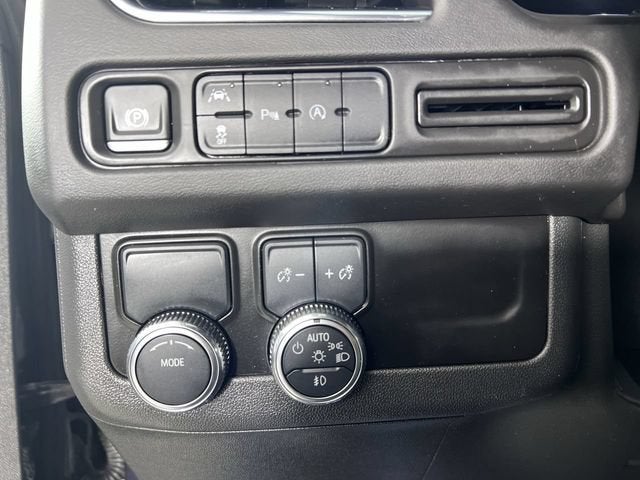 2023 GMC Yukon XL SLE