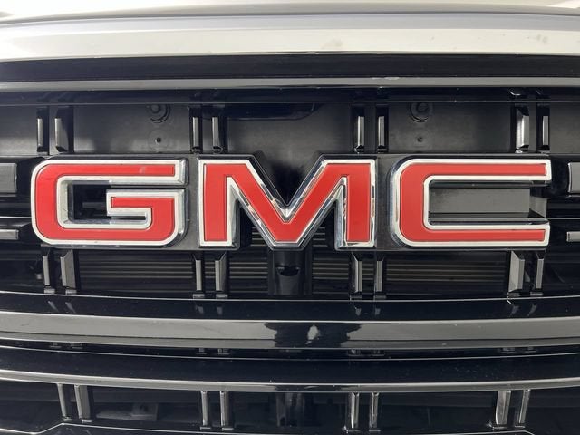 2023 GMC Yukon XL SLE