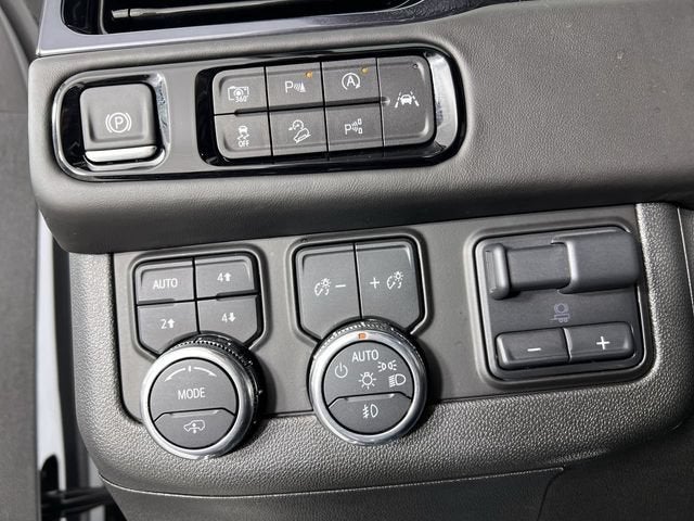 2025 GMC Yukon AT4 Ultimate