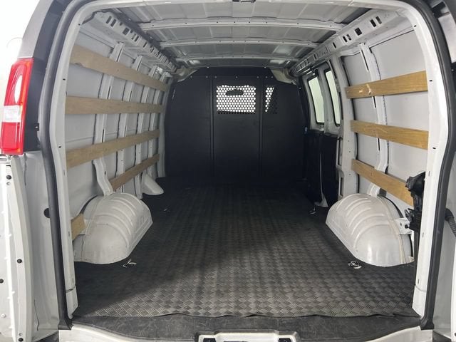 2025 GMC Savana Cargo Work Van