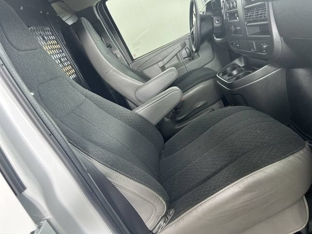 2025 GMC Savana Cargo Work Van