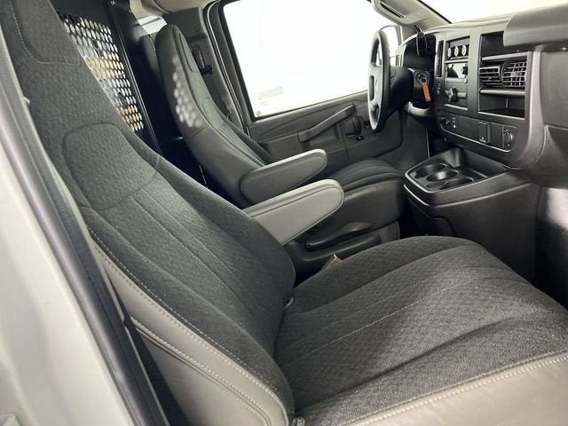 2024 GMC Savana Cargo 2500 Work Van