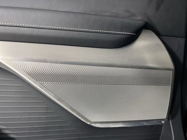 2026 Cadillac VISTIQ Platinum