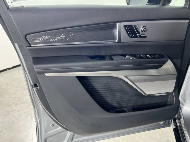 2026 Cadillac VISTIQ Platinum