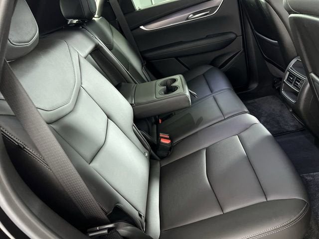 2026 Cadillac XT5 Luxury
