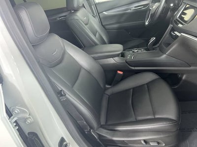 2022 Cadillac XT6 Luxury