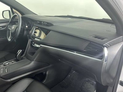 2022 Cadillac XT6 Luxury