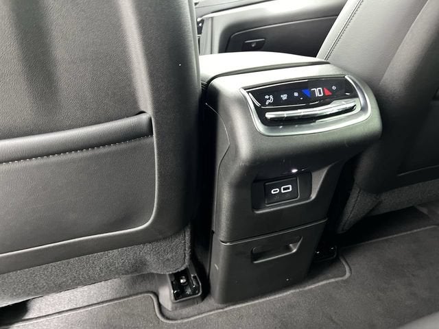 2024 Cadillac XT6 Luxury