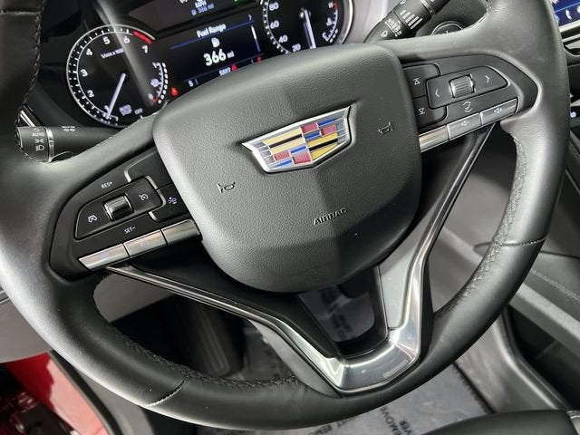 2024 Cadillac XT6 Luxury