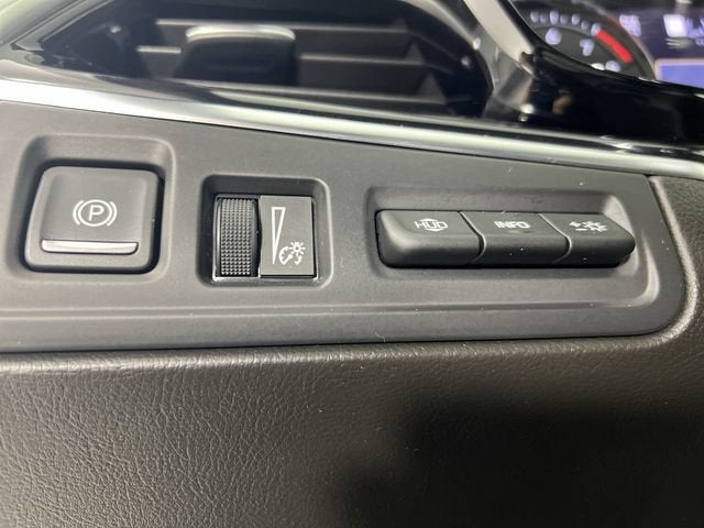 2025 Cadillac XT6 Sport