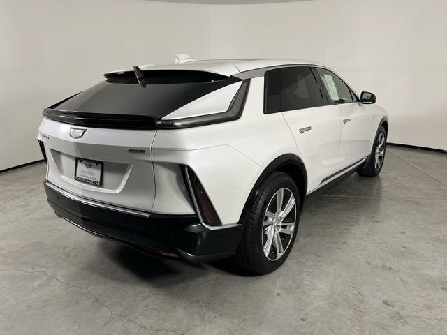 2024 Cadillac LYRIQ Tech