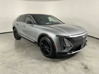 2025 Cadillac LYRIQ Luxury 1
