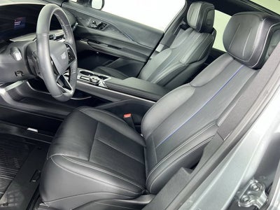 2025 Cadillac LYRIQ Luxury 1