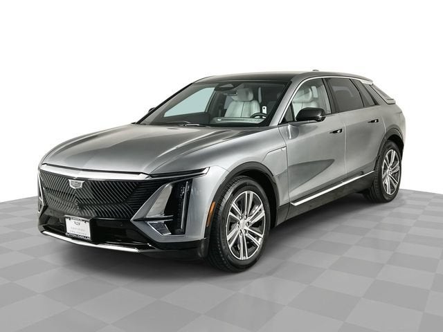 2024 Cadillac LYRIQ Luxury 2