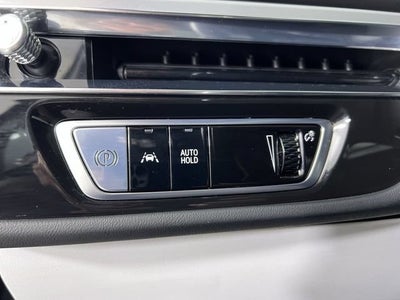 2024 Cadillac LYRIQ Luxury 2
