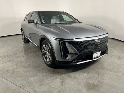 2024 Cadillac LYRIQ Luxury 2