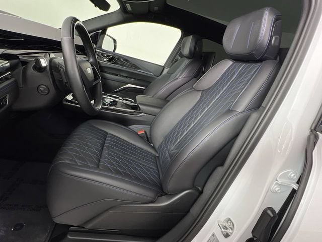 2025 Cadillac ESCALADE IQ Luxury 1