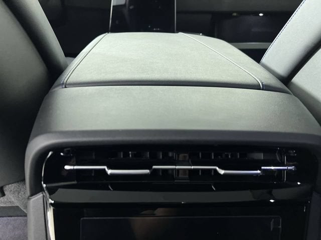 2025 Cadillac ESCALADE IQ Luxury 1