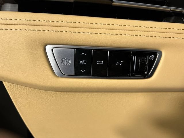 2026 Cadillac ESCALADE IQ Premium Sport
