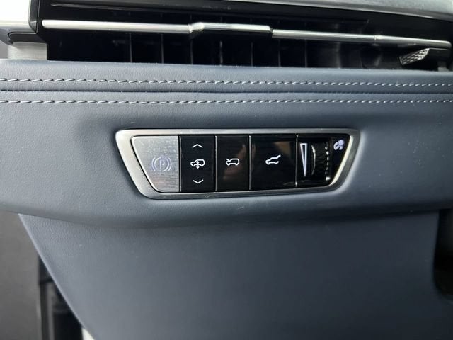 2025 Cadillac ESCALADE IQ Sport 2