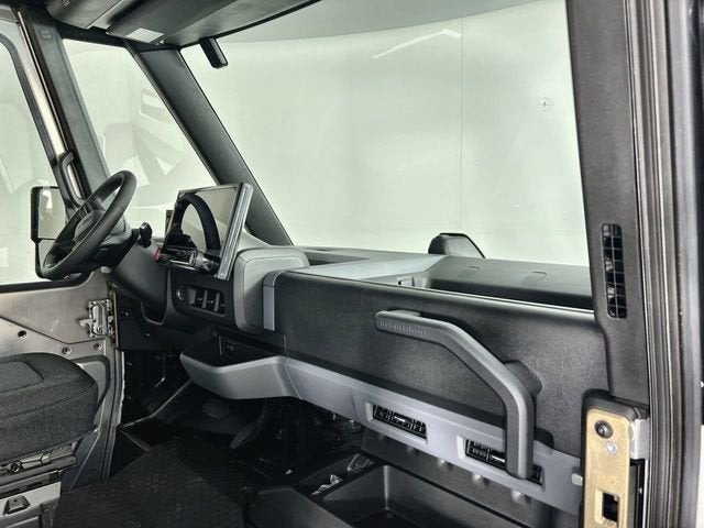 2024 BrightDrop Zevo 400 EJY