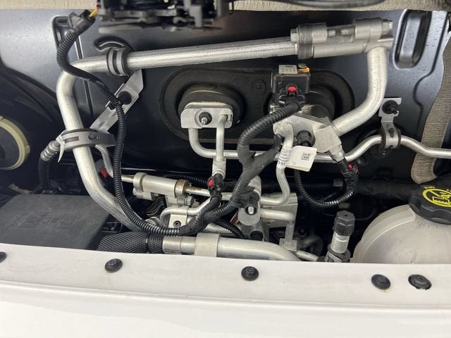 2024 BrightDrop Zevo 600 EJY