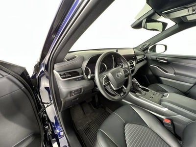 2024 Toyota Highlander XSE