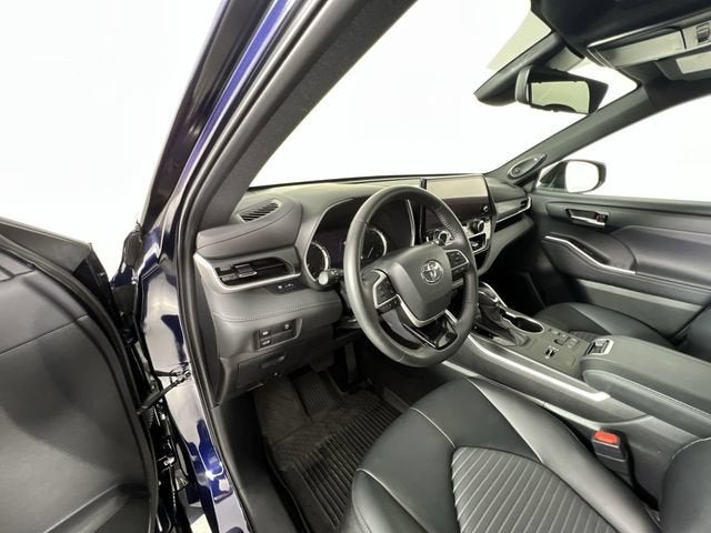 2024 Toyota Highlander XSE