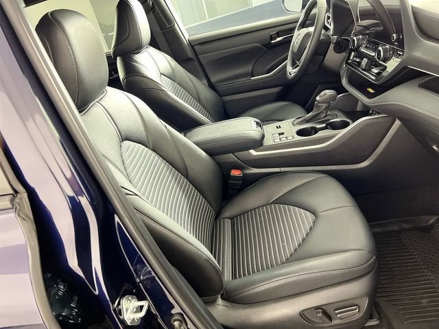 2024 Toyota Highlander XSE
