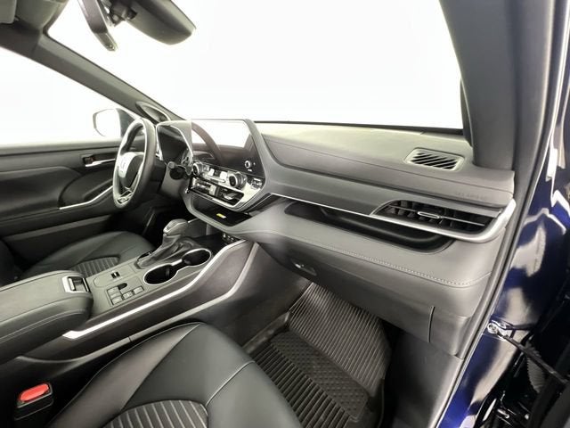 2024 Toyota Highlander XSE