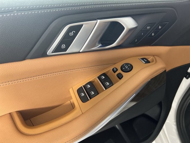 2021 BMW X5 40i - Photo 24