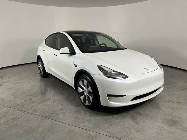 Used 2021 Tesla Model Y Long Range with VIN 5YJYGDEE1MF246105 for sale in Riverside, CA