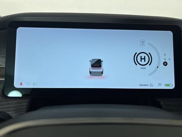 2024 RIVIAN R1S Adventure