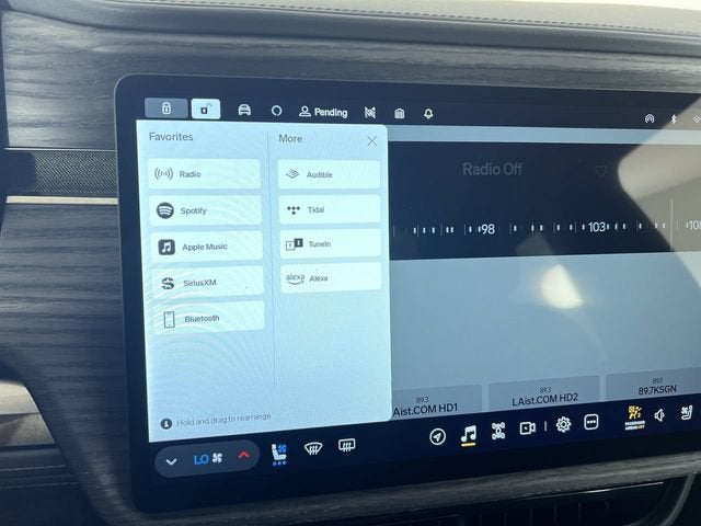 2024 RIVIAN R1S Adventure