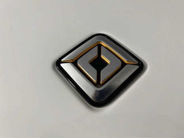 2024 RIVIAN R1S Adventure