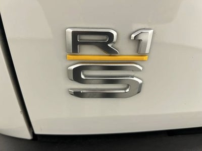 2024 RIVIAN R1S Adventure