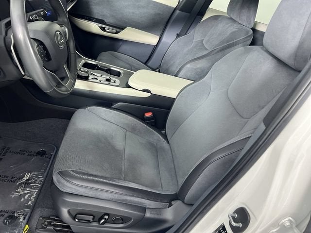 2023 Lexus RZ 450e Luxury