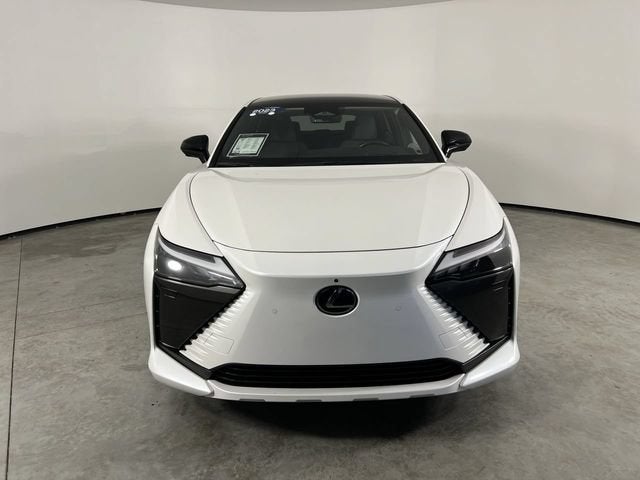 2023 Lexus RZ 450e Luxury