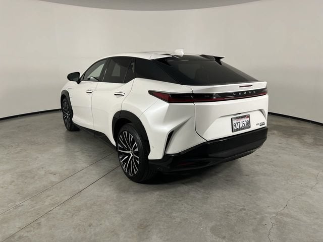 2023 Lexus RZ 450e Luxury