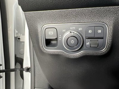 2023 Mercedes-Benz GLB 250 4MATIC®