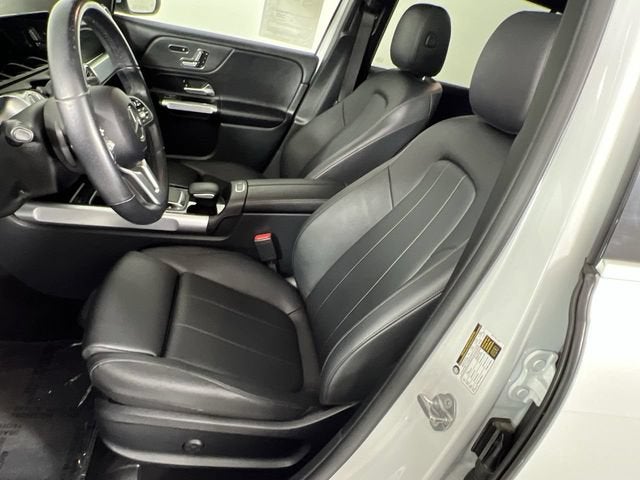 2023 Mercedes-Benz GLB 250 4MATIC®