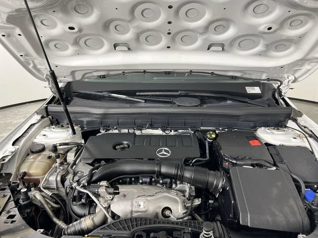 2023 Mercedes-Benz GLB 250 4MATIC®
