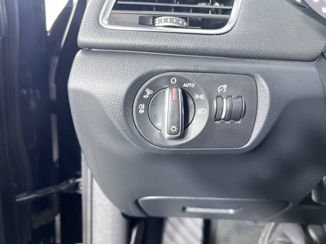 2017 Audi Q3 2.0T Premium